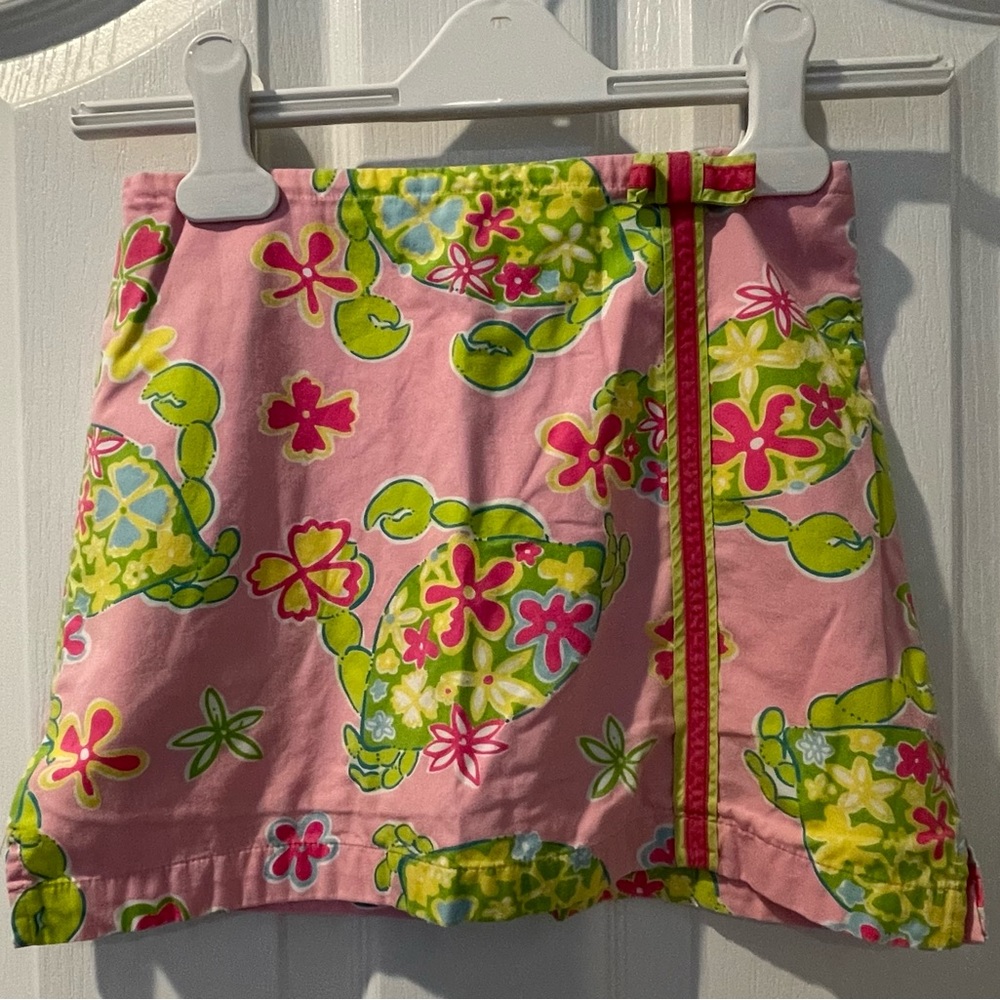 Girl’s Lilly Pullitzer skirt
